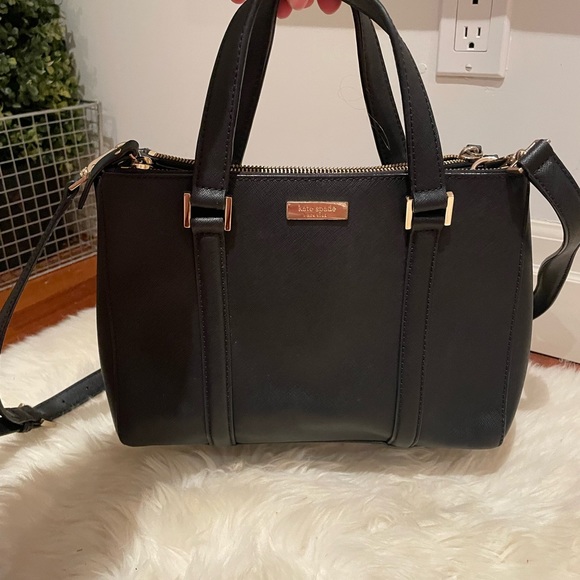 Authentic Kate Spade Purse - Picture 2 of 5